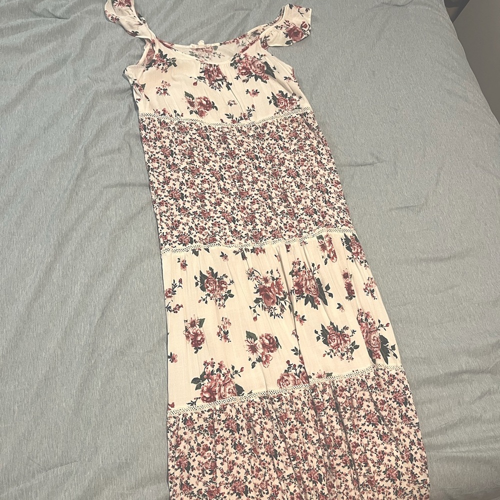 White and Pink Floral Maxi Dress - M